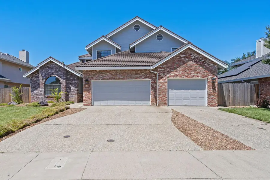 1331 Manzano Way, Sacramento, CA 95831 - #2