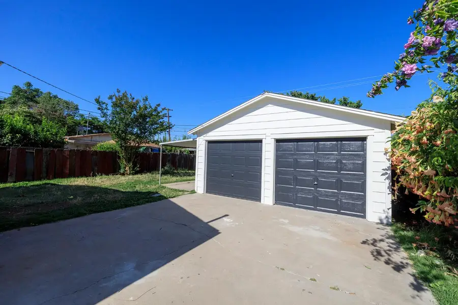 825 Wheatley Avenue, Modesto, CA 95351 - #2