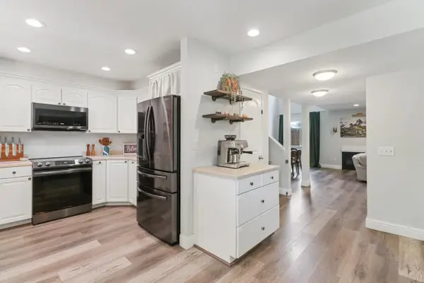 5233 Lake Knoll Lane, Fair Oaks, CA 95628