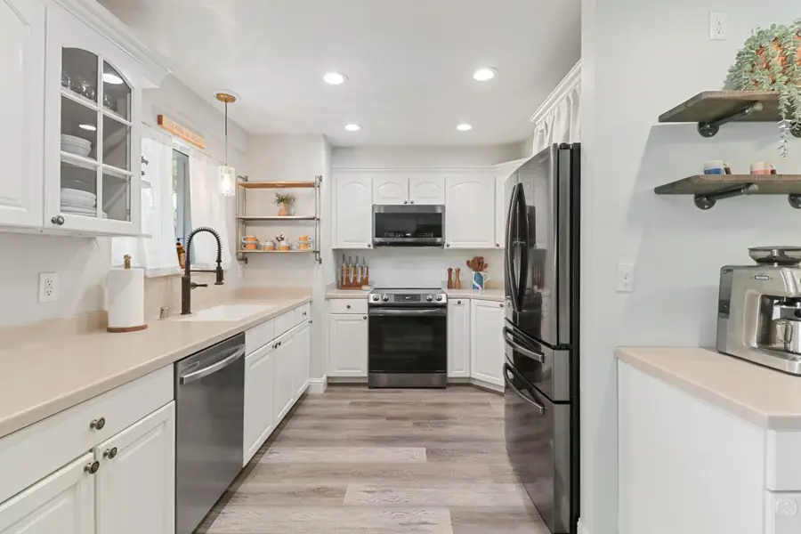 5233 Lake Knoll Lane, Fair Oaks, CA 95628 - #3