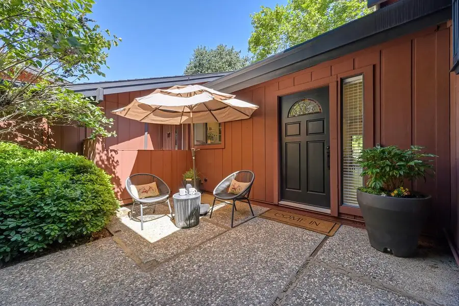 44710 Garden Ct, El Macero, CA 95618 - #3