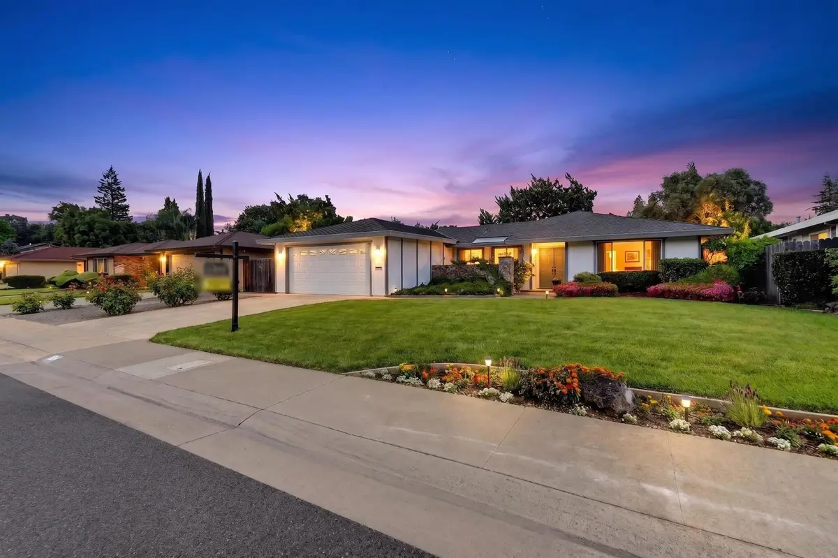 36 Southlite Circle, Sacramento, CA 95831 - #1