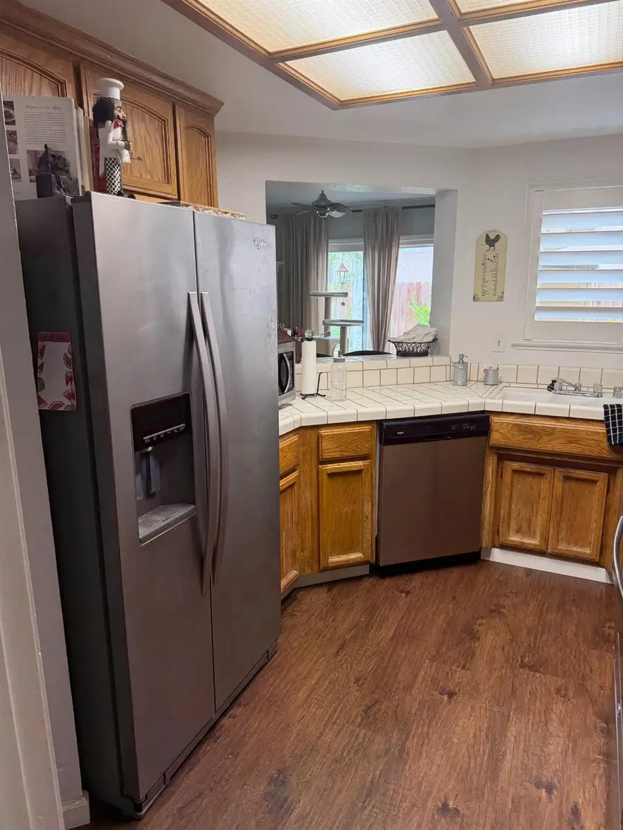 8799 Mohamed Circle, Elk Grove, CA 95624 - #2
