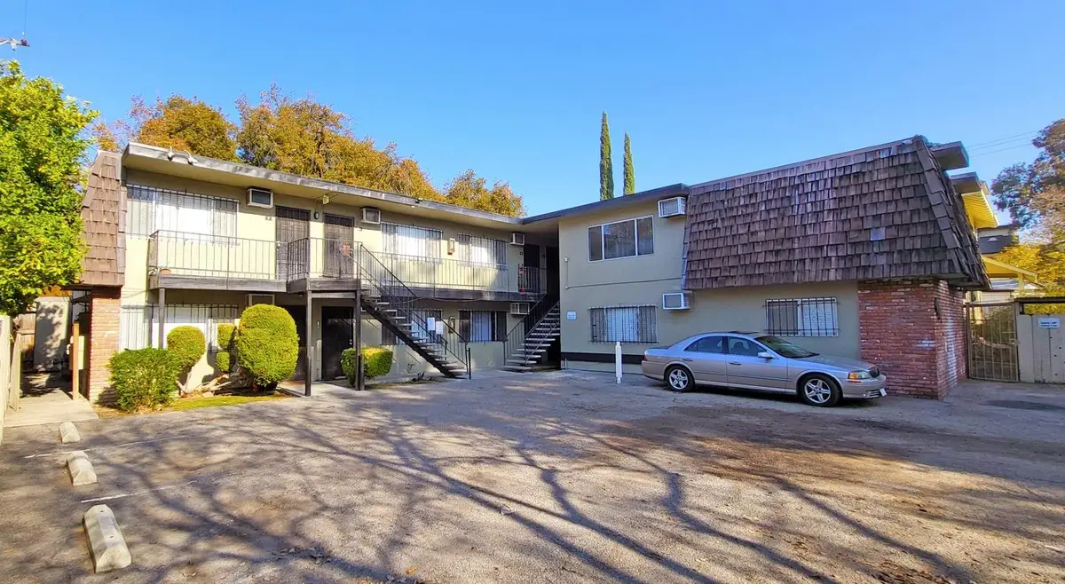 419 W Flora Street, Stockton, CA 95203 - #1