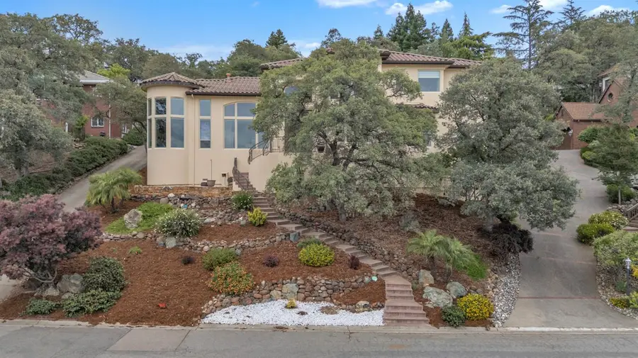 2070 Driftwood Circle, El Dorado Hills, CA 95762 - #2