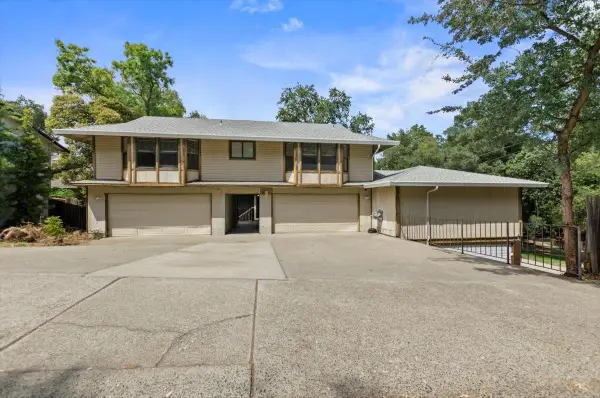 5945 Oak Avenue, Carmichael, CA 95608
