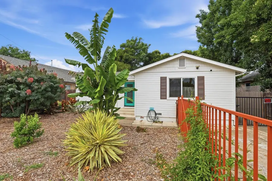 3438 36th Street, Sacramento, CA 95817 - #3