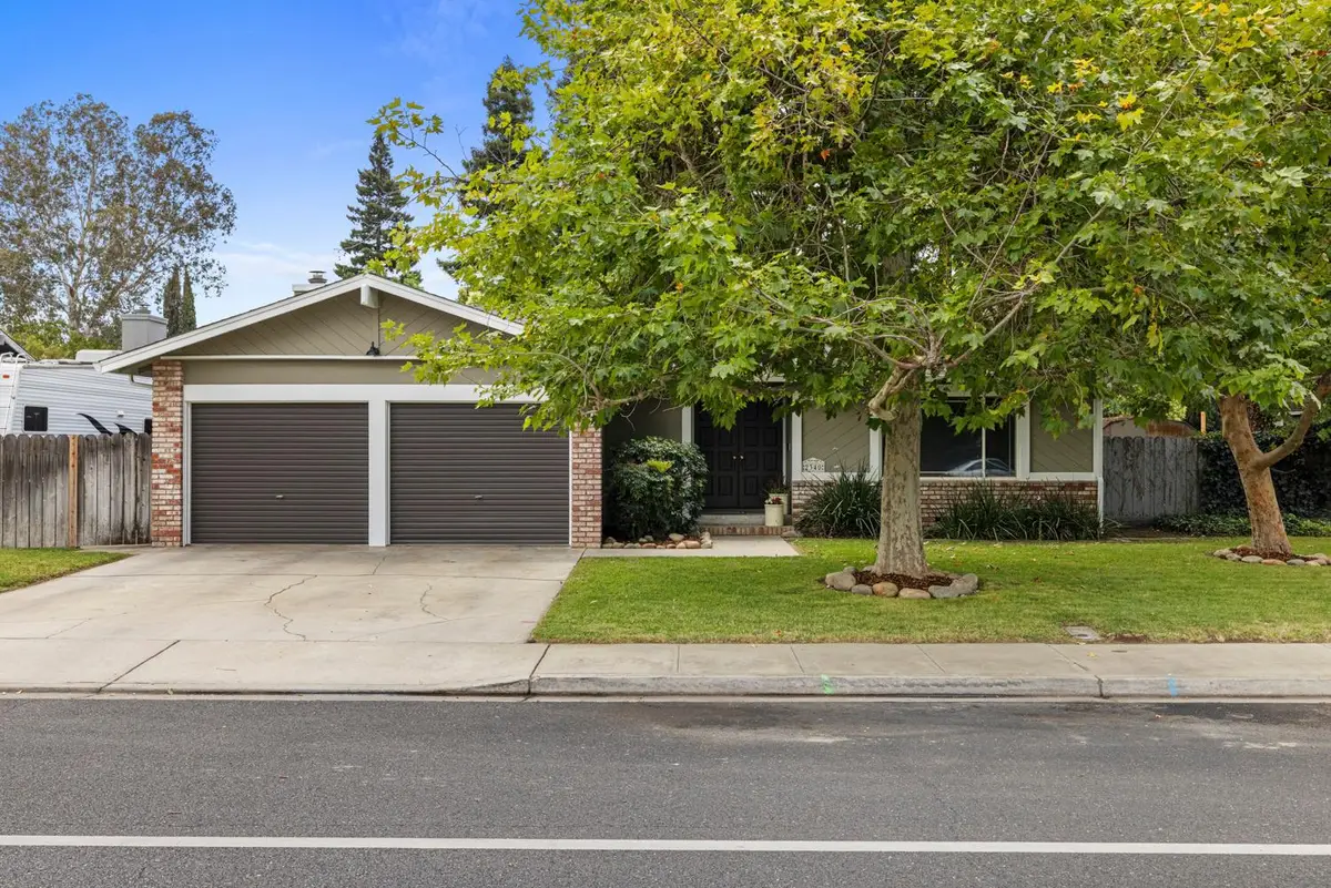 2340 E Hawkeye Avenue, Turlock, CA 95380 - #1