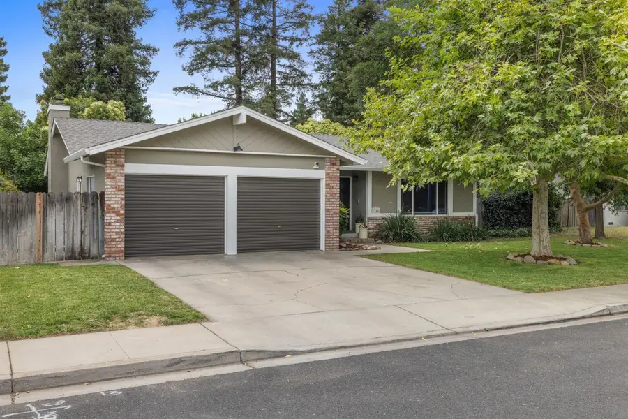2340 E Hawkeye Avenue, Turlock, CA 95380 - #3