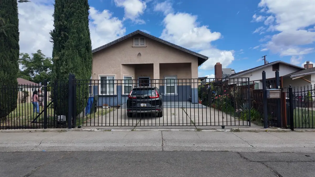 7721 39th Avenue, Sacramento, CA 95824 - #1