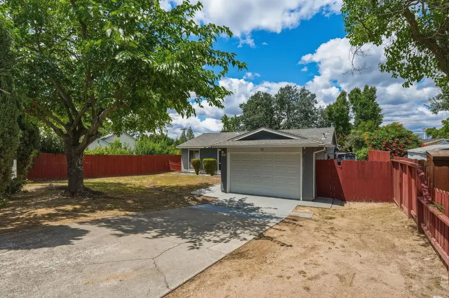 5509 Eagle View Way, Sacramento, CA 95842 - #2