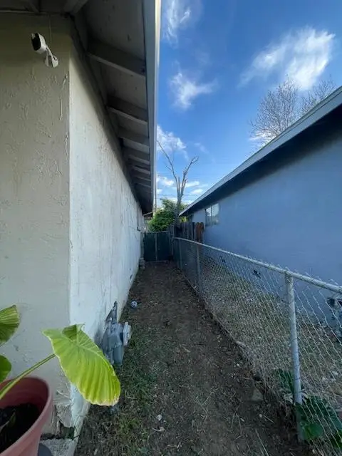 3327 Forest Drive, Stockton, CA 95205 - #3
