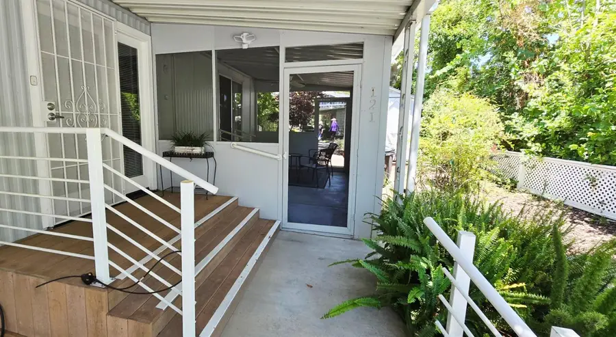 121 Full Circle, Davis, CA 95618 - #2