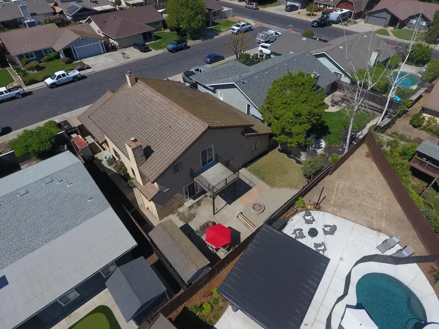 861 River Bluff Court, Oakdale, CA 95361 - #3