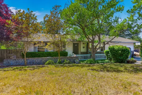 2476 Snag Court, Valley Springs, CA 95252