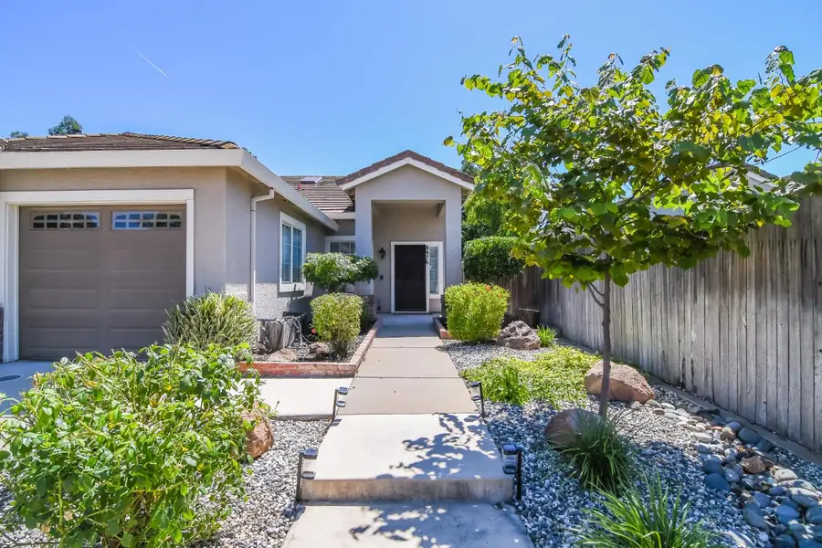 8976 Richborough Way, Elk Grove, CA 95624 - #3