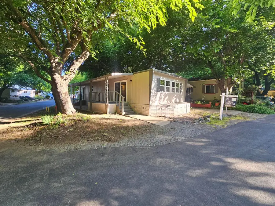 11705 Parey Ave #6, Red Bluff, CA 96080 - #2