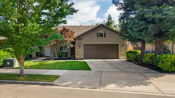 1672 Moonbeam Way, Turlock, CA 95382