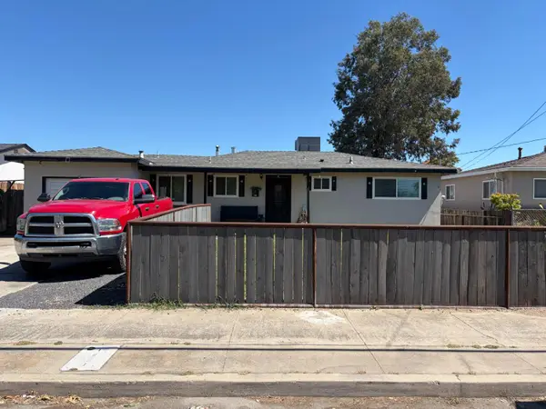 921 E E Street, Oakdale, CA 95361