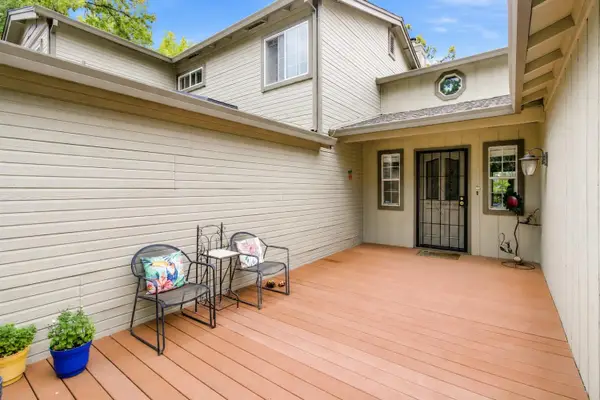 1105 Rough Rider Court #11, Auburn, CA 95603
