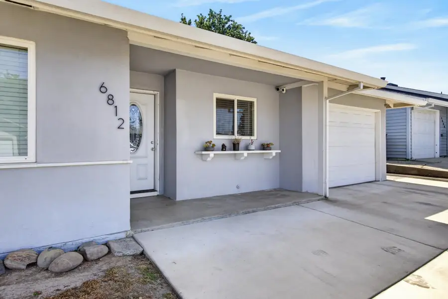 6812 Weddigen Way, North Highlands, CA 95660 - #3