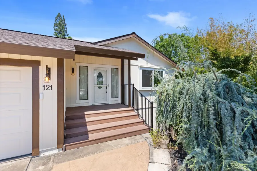 121 Prospector Court, Folsom, CA 95630 - #2