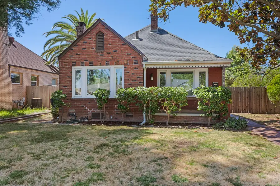 4948 10th Avenue, Sacramento, CA 95820 - #2