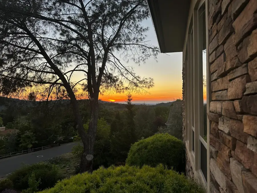 9537 Upper Valley Road, Auburn, CA 95602 - #3