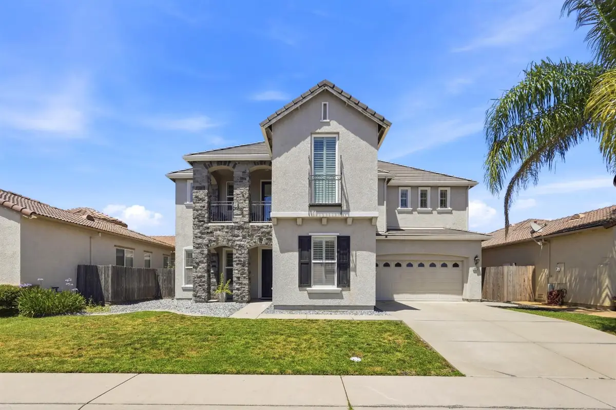 6813 Vilamoura Way, Elk Grove, CA 95757 - #1