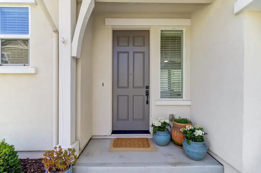 3341 Forney Way, Sacramento, CA 95816 - #3