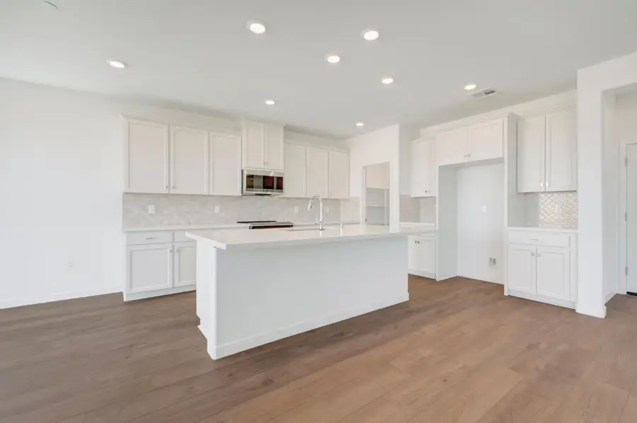 8209 Roundhouse Loop, Roseville, CA 95747 - #2