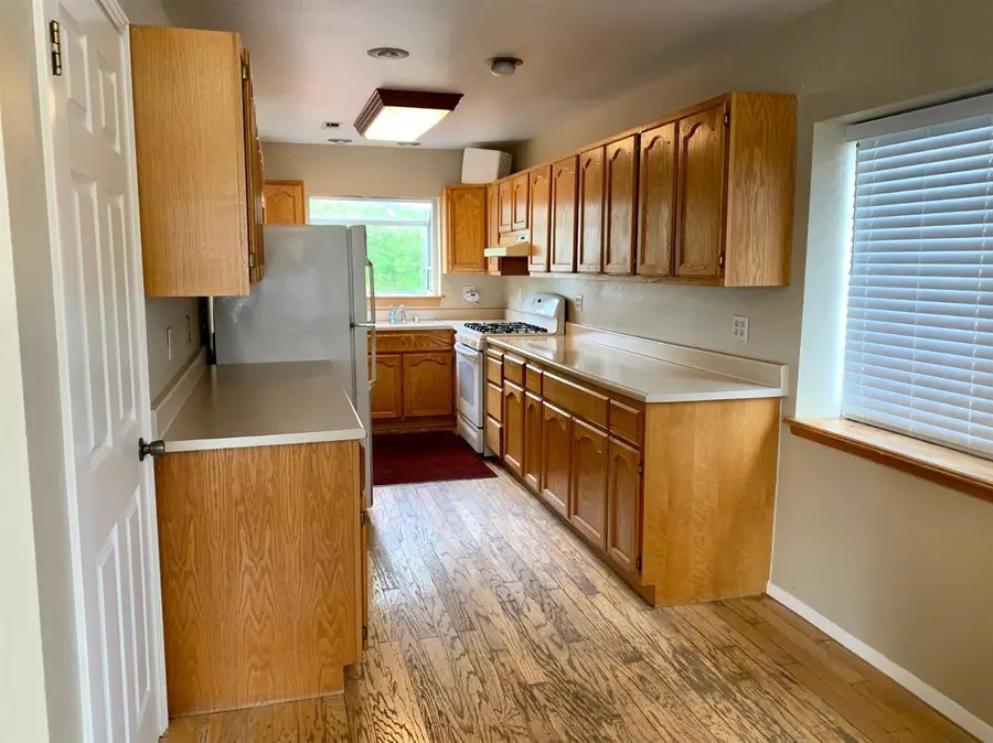 4649 V Street, Sacramento, CA 95817 - #3