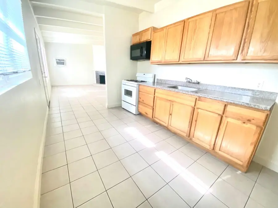 23 Lowe Street, Lodi, CA 95240 - #2