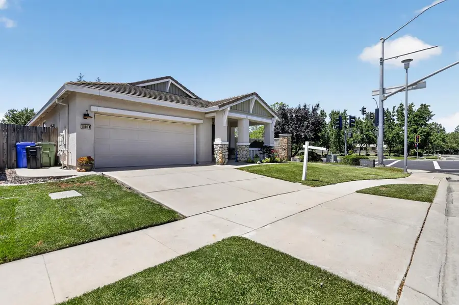 10014 Blossom Ridge Drive, Elk Grove, CA 95757 - #3