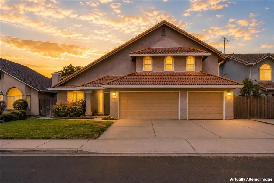 294 New Court, Oakdale, CA 95361 - #3
