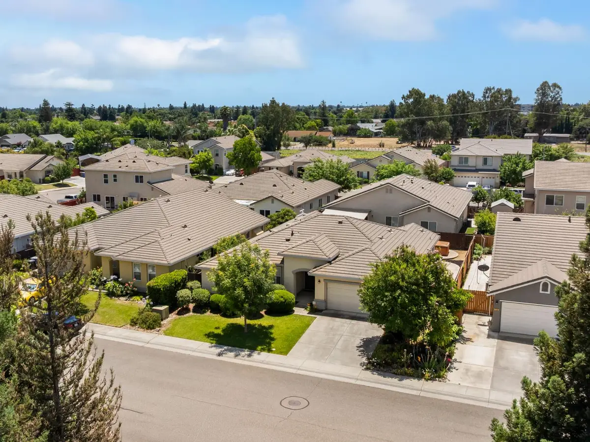 714 Elk Hills Drive, Galt, CA 95632 - #1