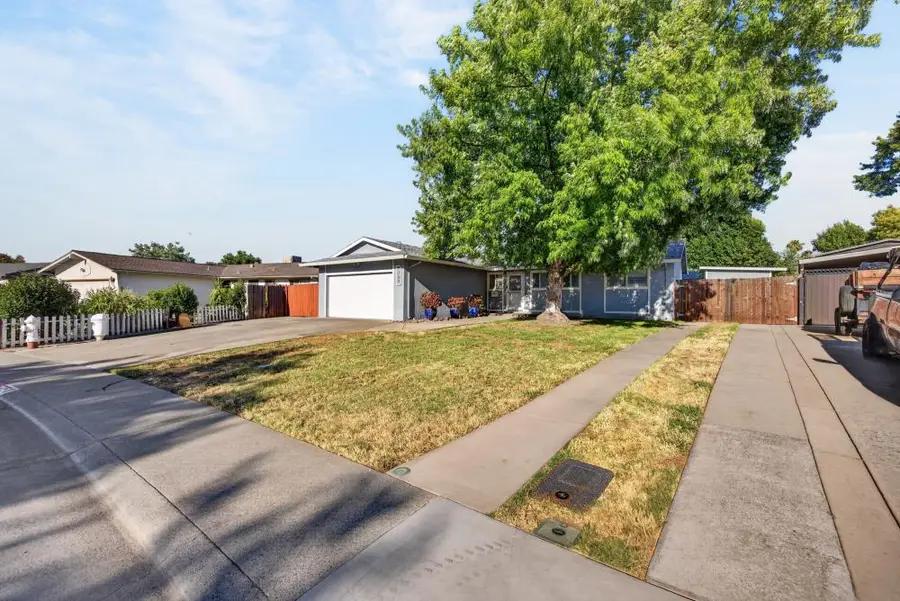 9325 Terra Linda Drive, Elk Grove, CA 95624 - #2