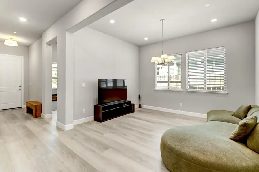 7049 Lakehaven Drive, Roseville, CA 95747 - #3