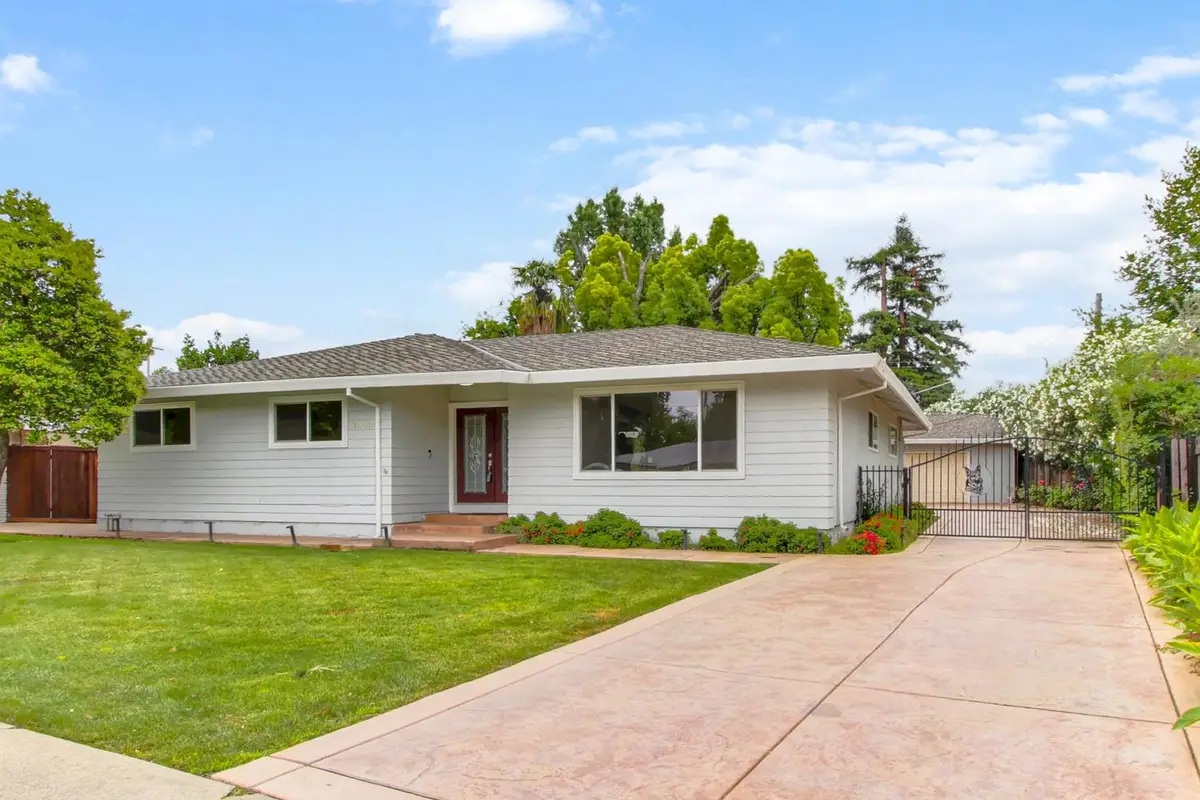 1540 Gregory Way, Carmichael, CA 95608 - #1