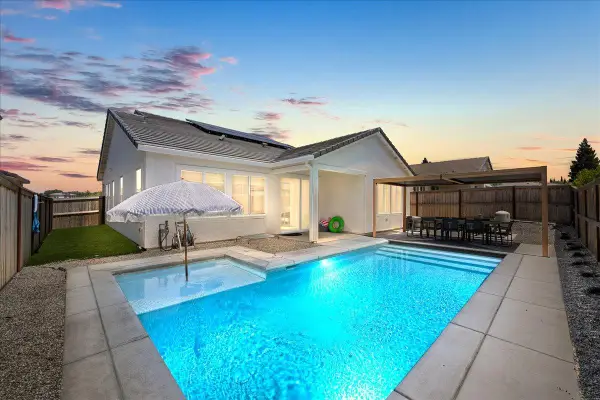 1861 Petite Verdot Lane, Roseville, CA 95747