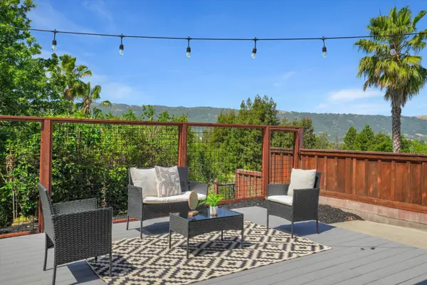565 E Angela Street, Pleasanton, CA 94566