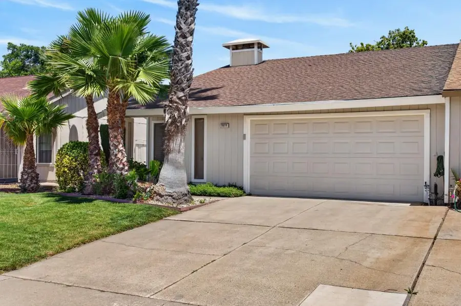 7677 Harvest Woods Drive, Sacramento, CA 95828 - #2
