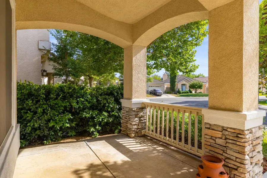 9401 Canmoor Circle, Elk Grove, CA 95758 - #3