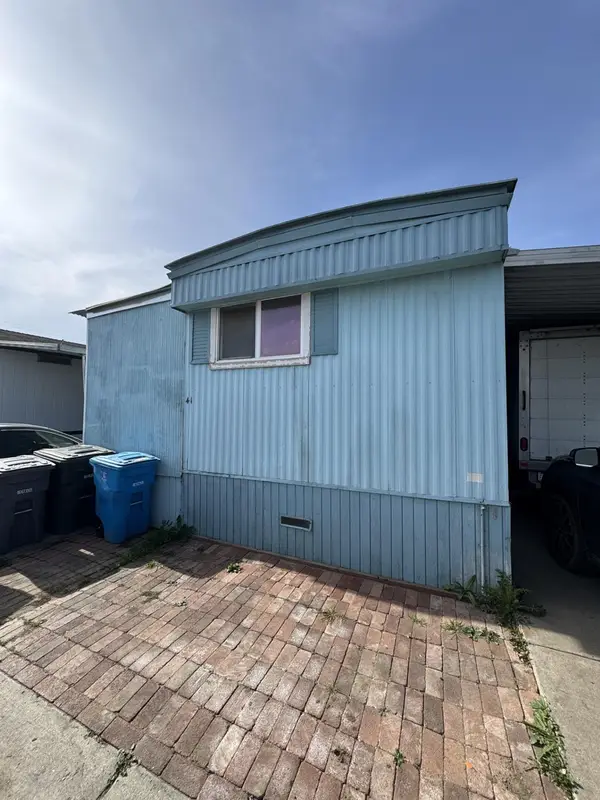 41 Almond, Hollister, CA 95023