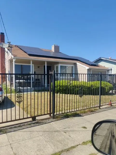 1137 76th Avenue, Oakland, CA 94621