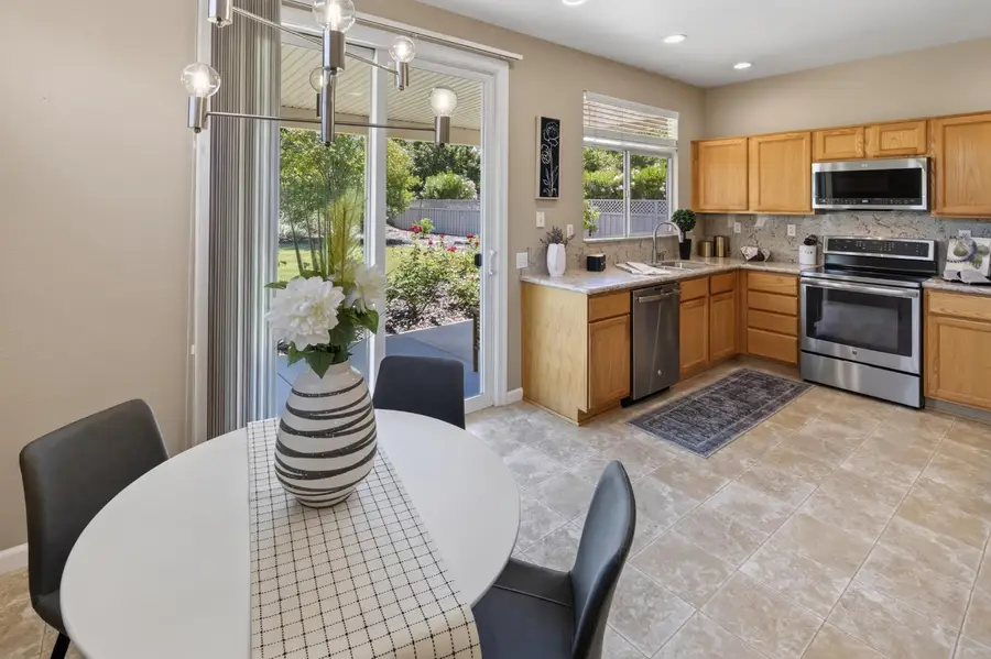 6040 Buckskin Lane, Roseville, CA 95747 - #3