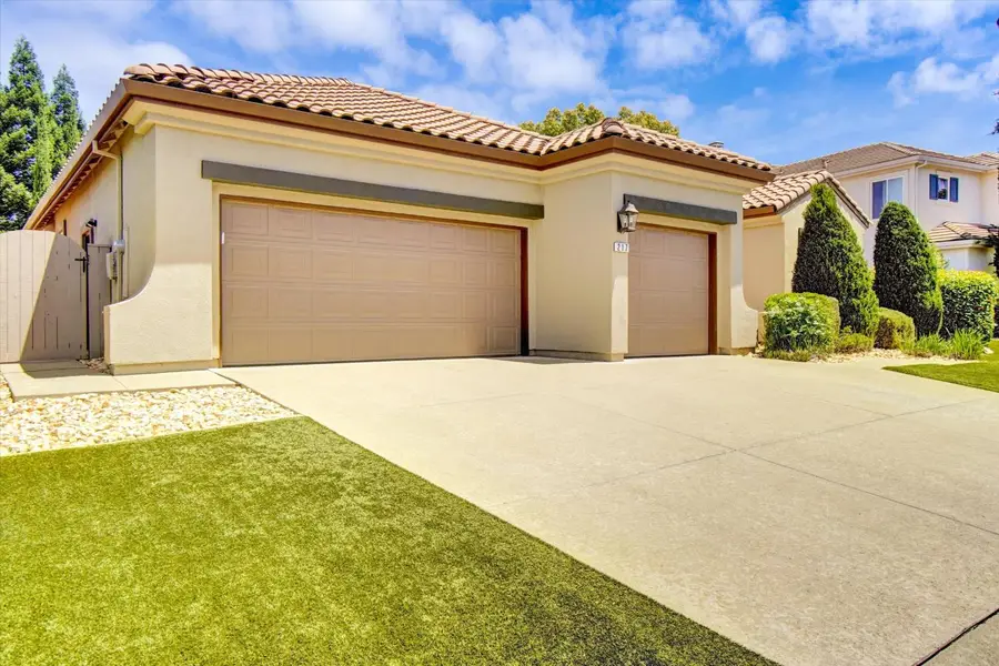 217 County Down Court, Roseville, CA 95678 - #2