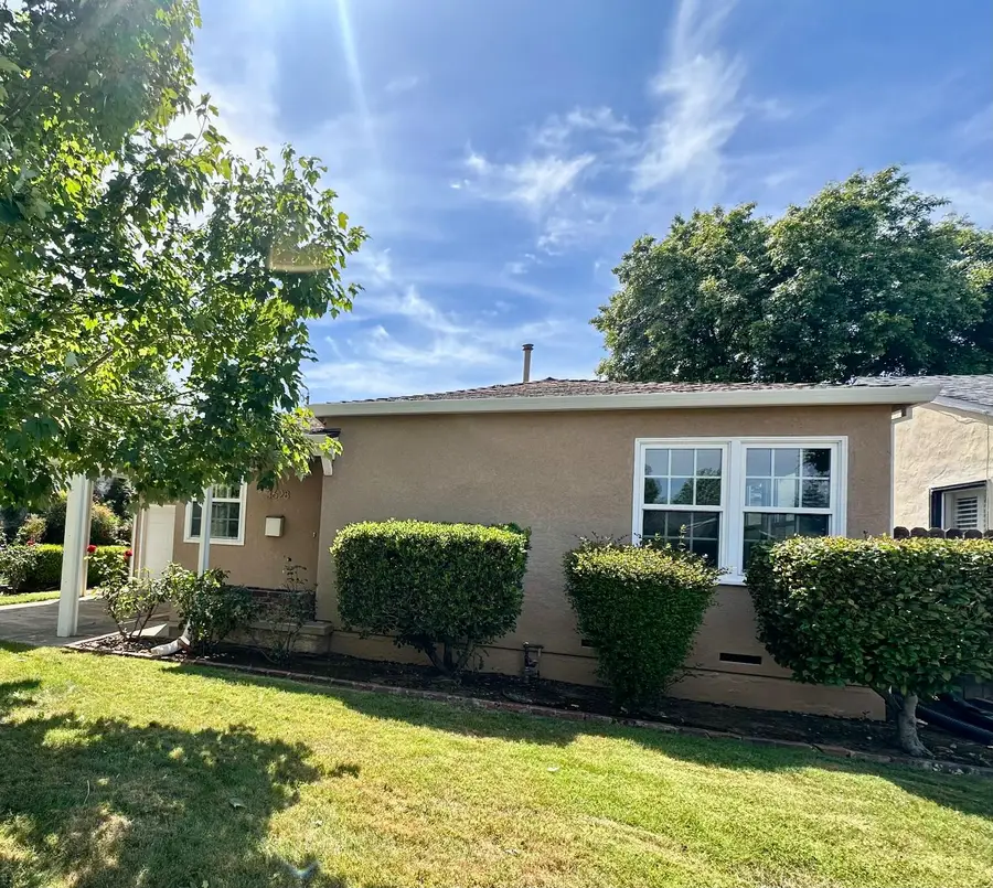 3628 63rd Street, Sacramento, CA 95820 - #2