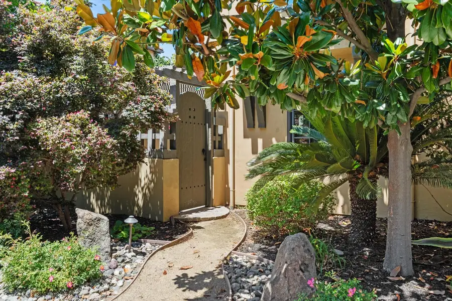 4811 M Street, Sacramento, CA 95819 - #2