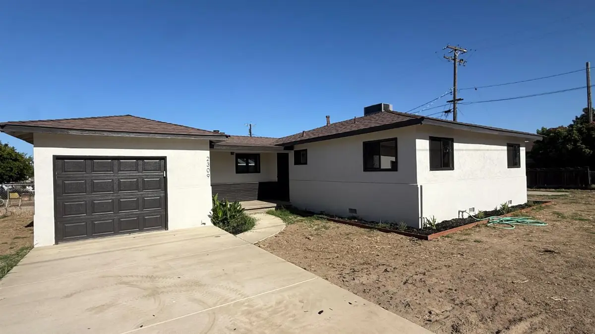 2309 Ustick Rd, Modesto, CA 95358 - #1